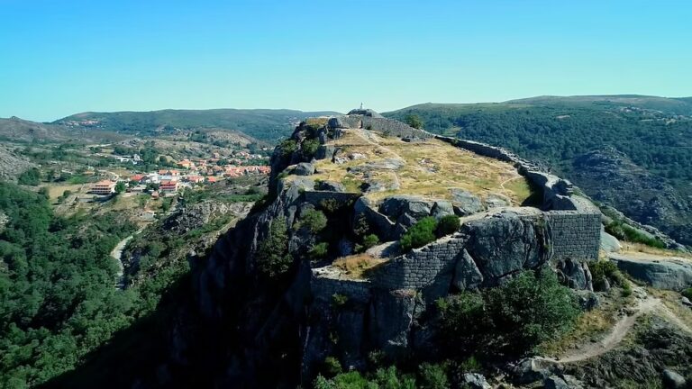 castro laboreiro castelo 768x432